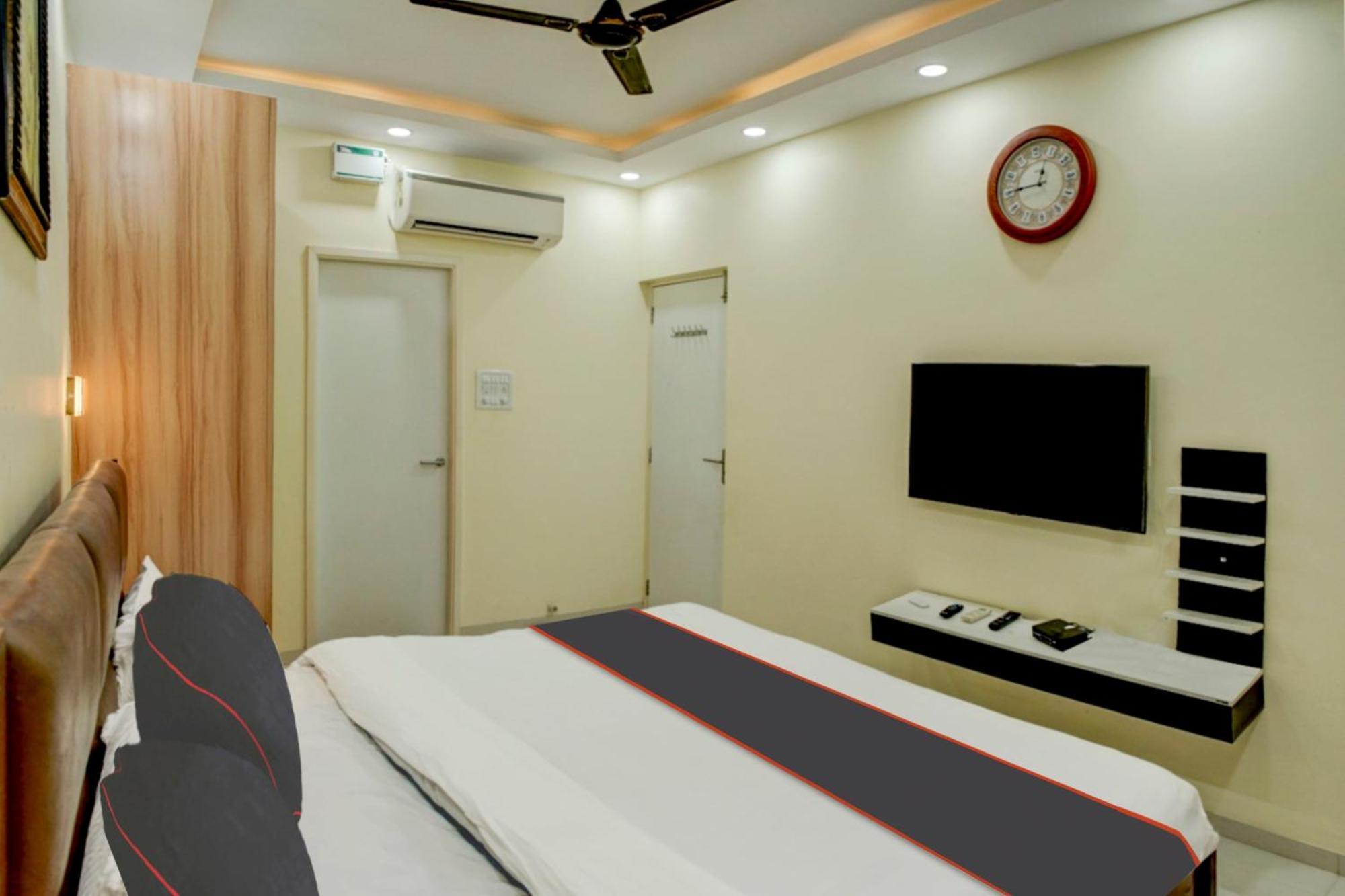 Flagship Santoshi Holiday Home Dabolim Esterno foto